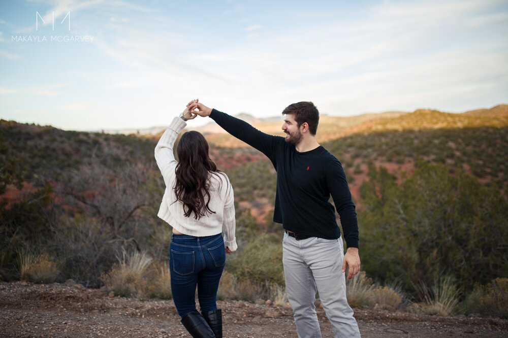 Sedona-engagement-session 13.jpg